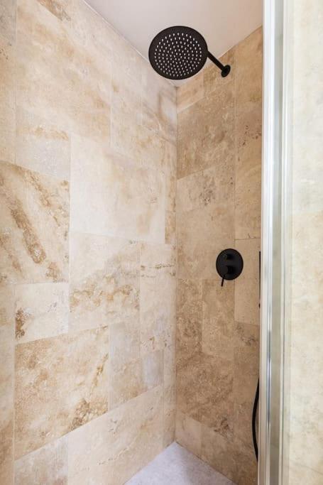 Bottega Augustea Duplex Apartment In Monti Rome Luaran gambar
