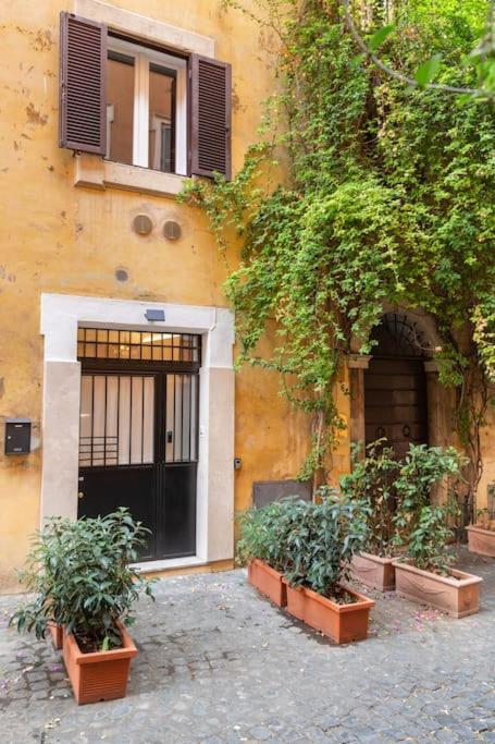 Bottega Augustea Duplex Apartment In Monti Rome Luaran gambar