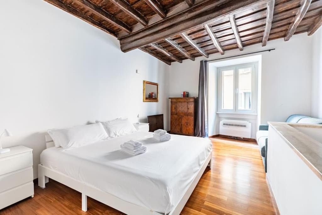 Bottega Augustea Duplex Apartment In Monti Rome Luaran gambar