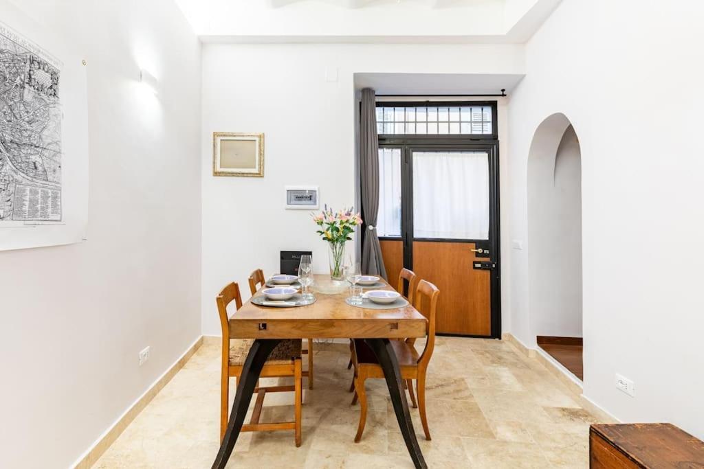 Bottega Augustea Duplex Apartment In Monti Rome Luaran gambar